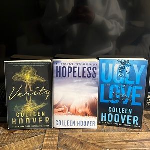 Colleen Hoover book bundle